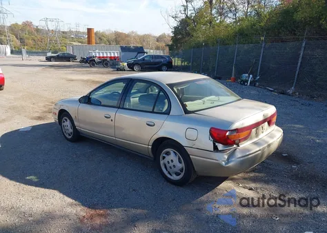 2001 Saturn Sl1 from USA, damaged, VIN 1G8ZH528X1Z280789